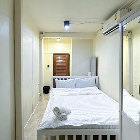Chubbi5 Room11 Bangkok Zewnętrze zdjęcie