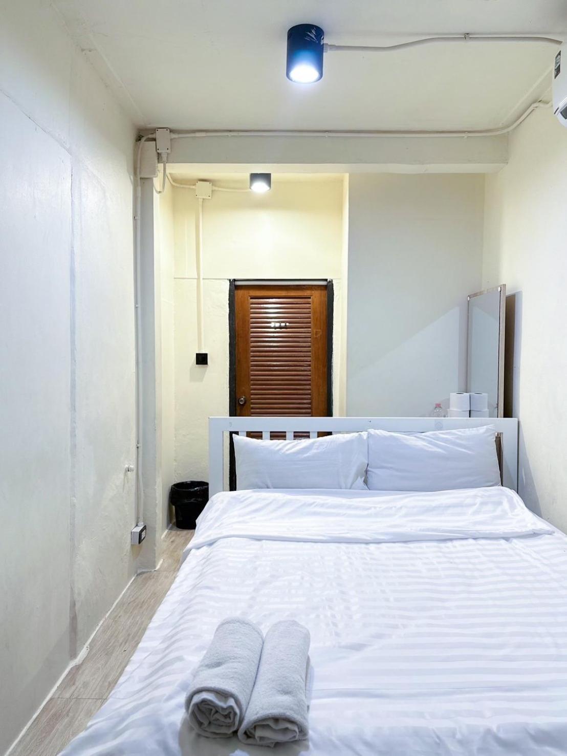 Chubbi5 Room11 Bangkok Zewnętrze zdjęcie